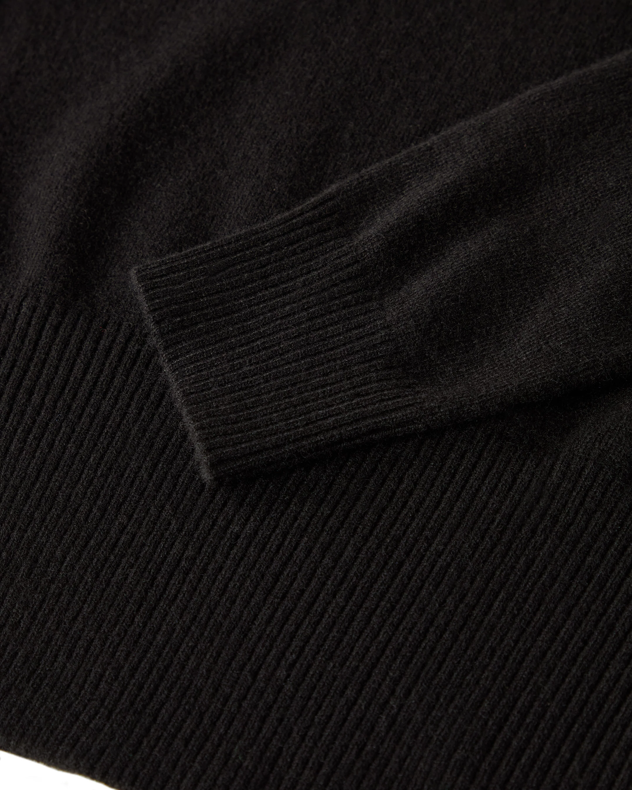 Hollywood Authentic Le Noir Black - Image 5