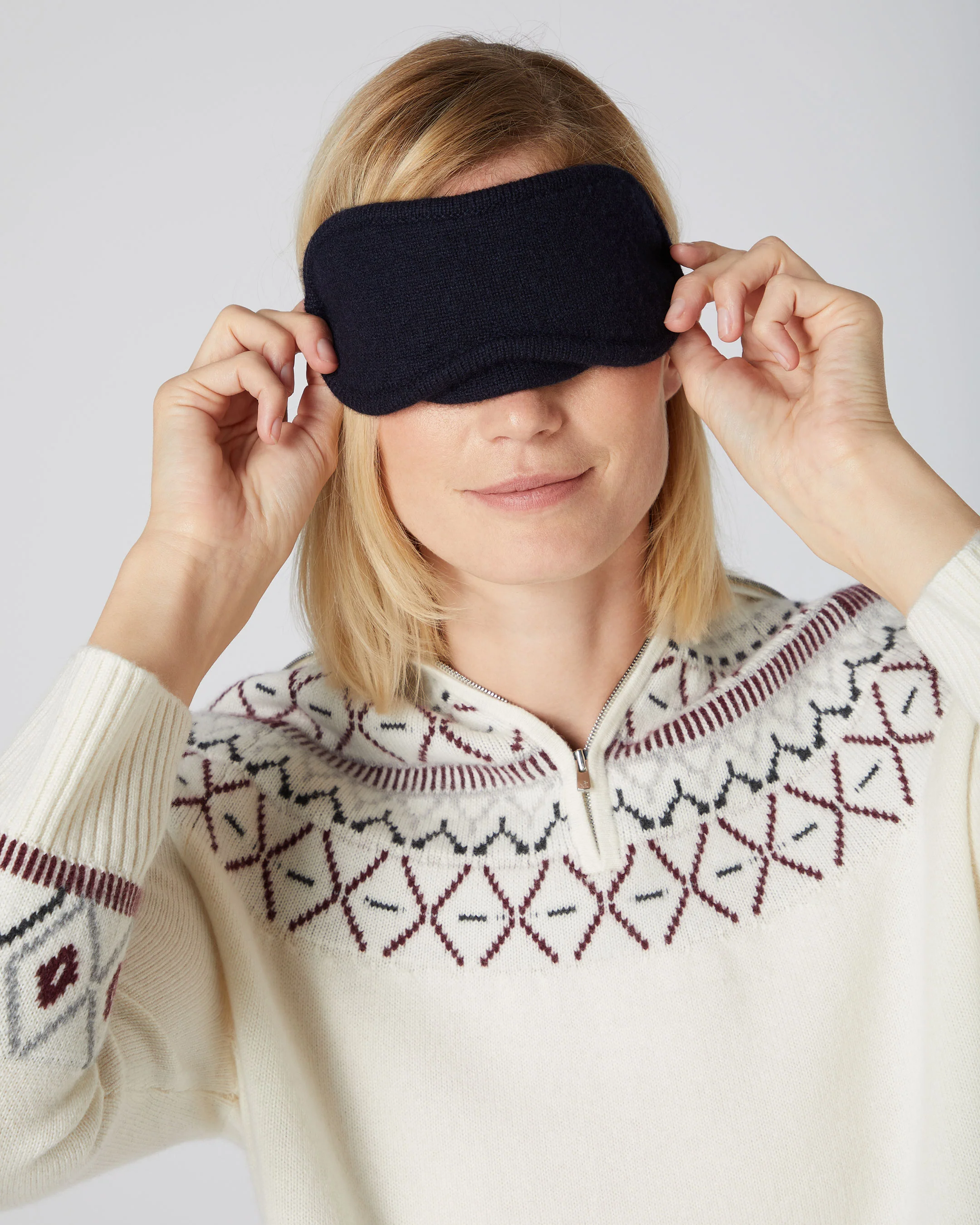 Unisex Knitted Cashmere Eye Mask Navy Blue - Image 2