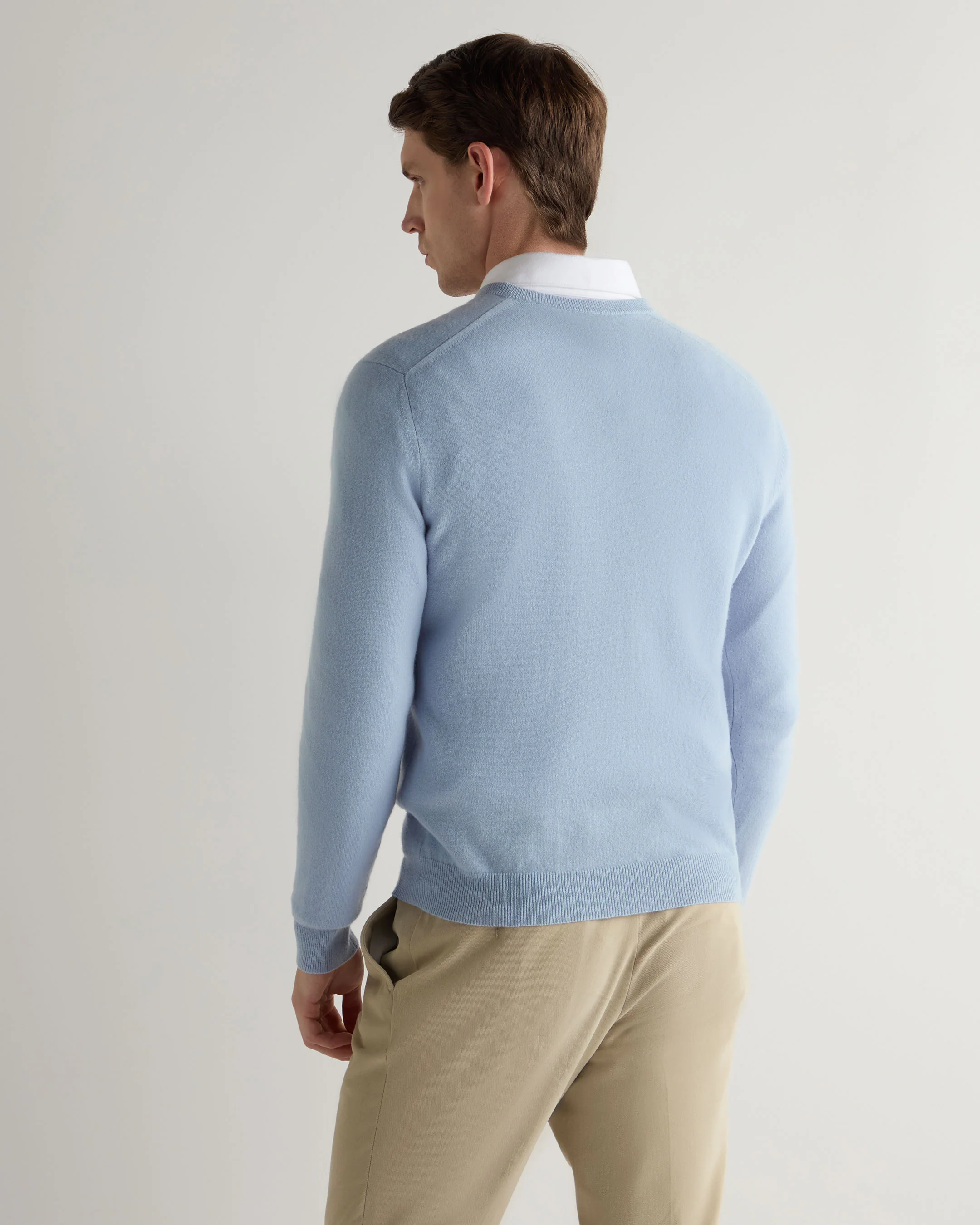 Men's Burlington V Neck Cashmere Jumper Sea Mist Blue - Image 4