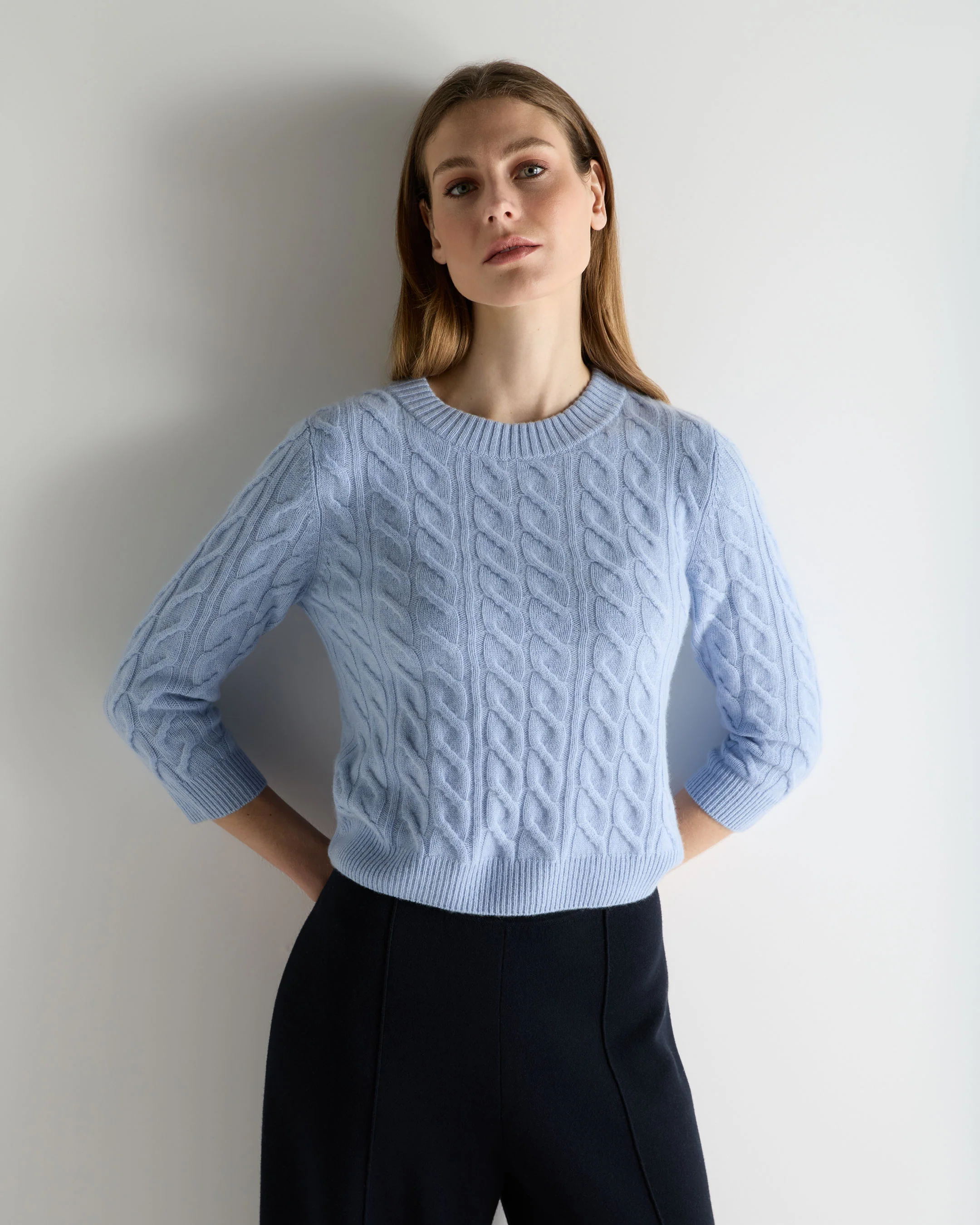 Women's Emilia Cable Round Neck Cashmere Jumper Sea Mist Blue