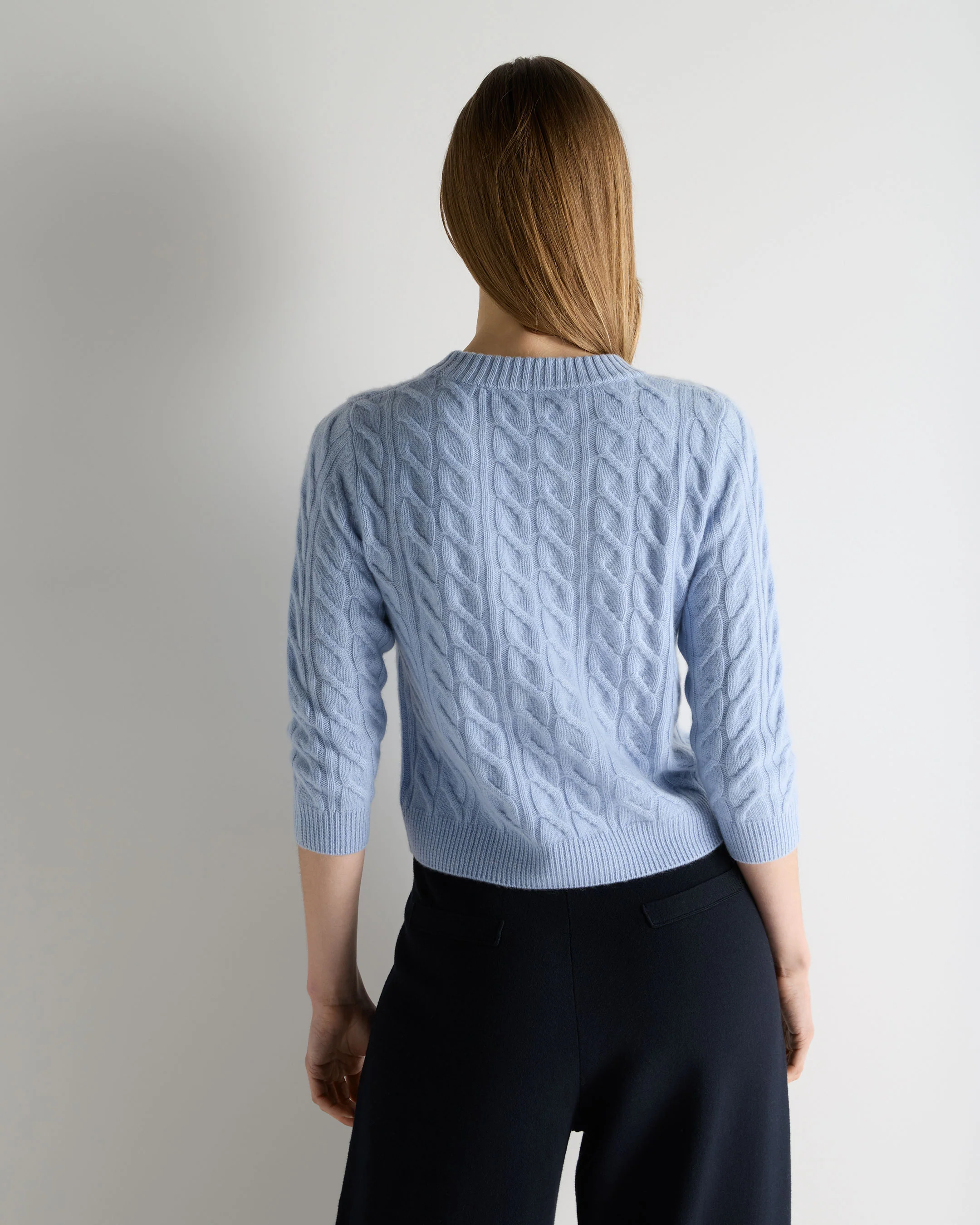 Women's Emilia Cable Round Neck Cashmere Jumper Sea Mist Blue - Image 4