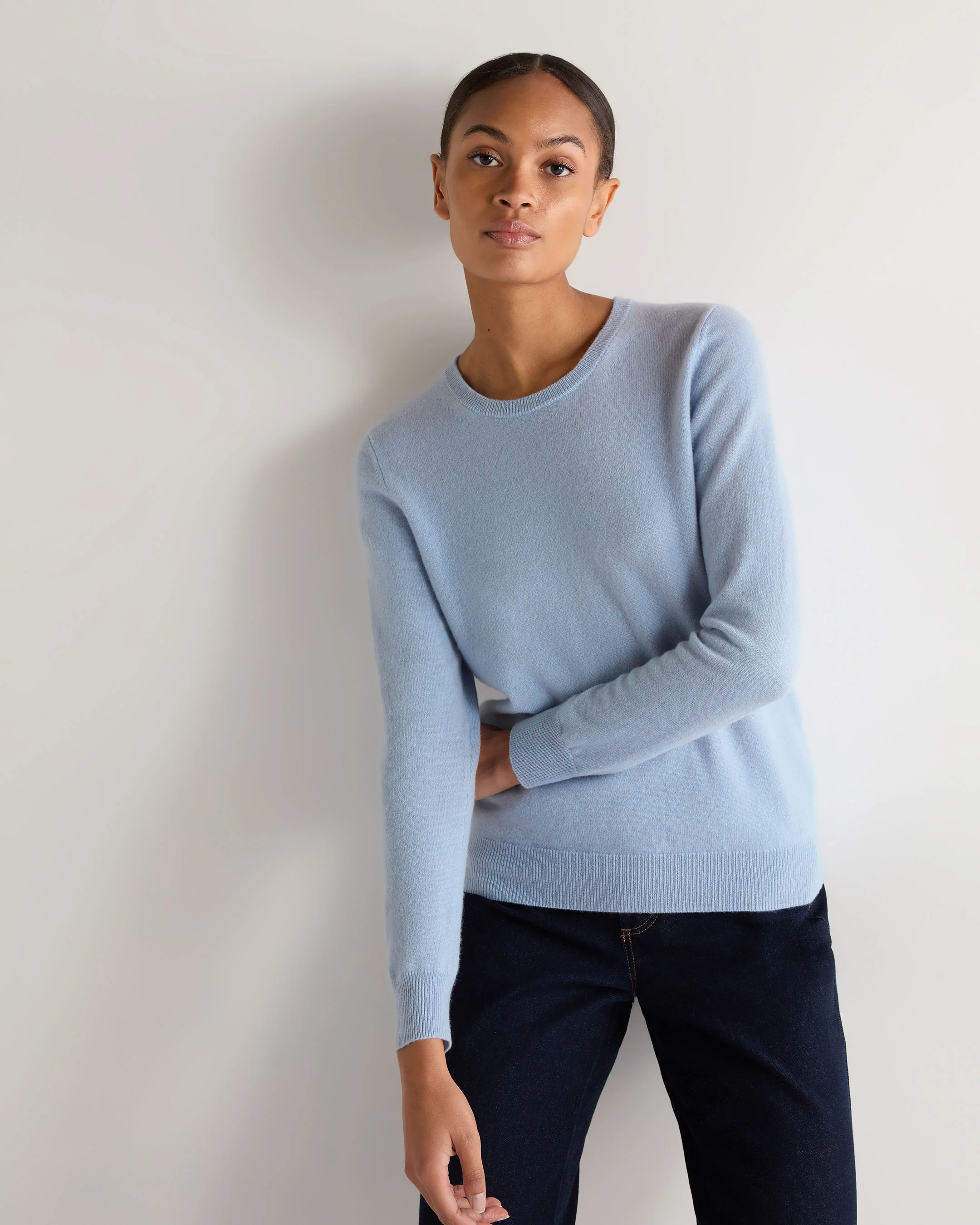 Women's Evie Classic Round Neck Cashmere Jumper Sea Mist Blue