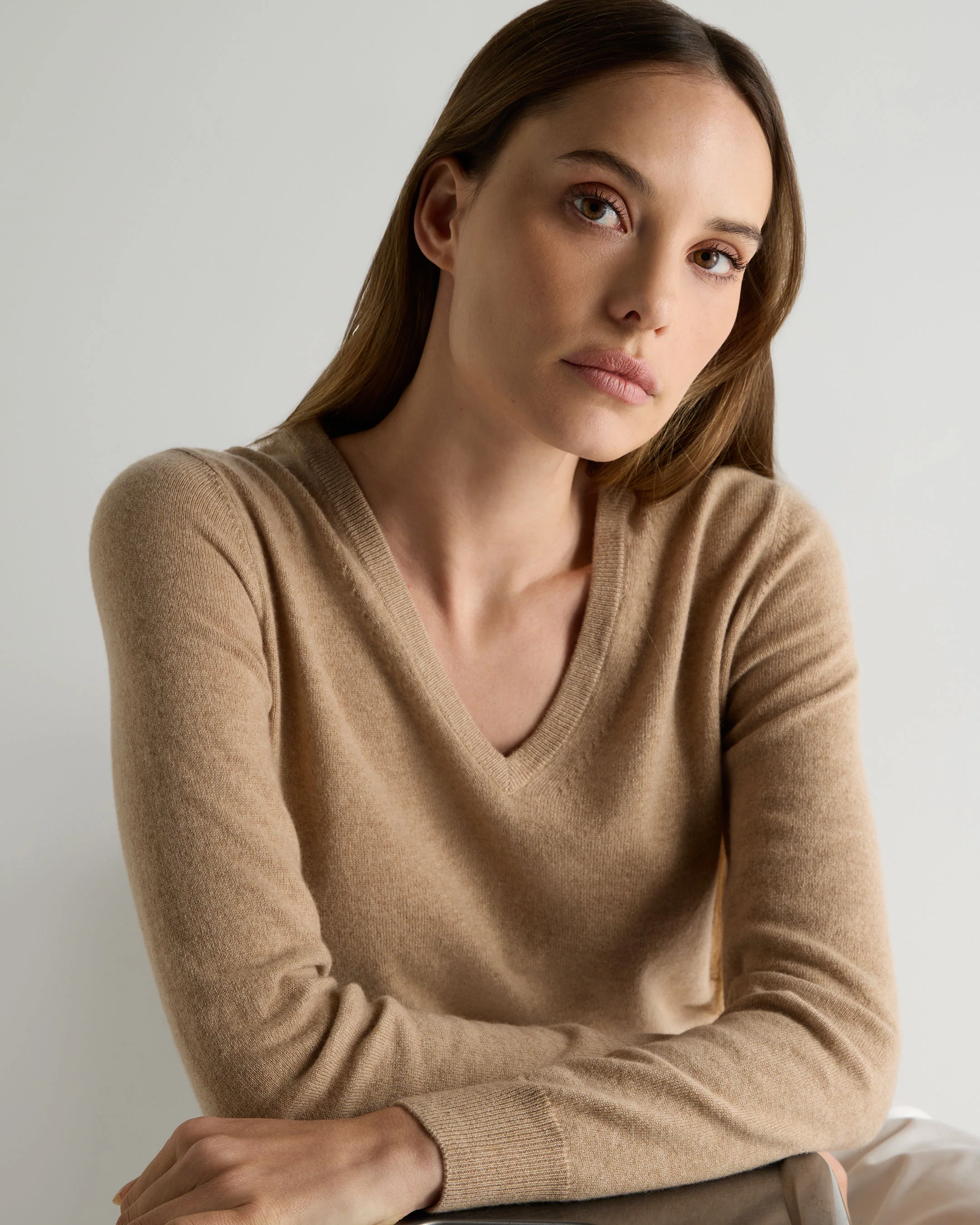 Women's Phoebe V Neck Cashmere Jumper Cappuccino Brown - Image 5