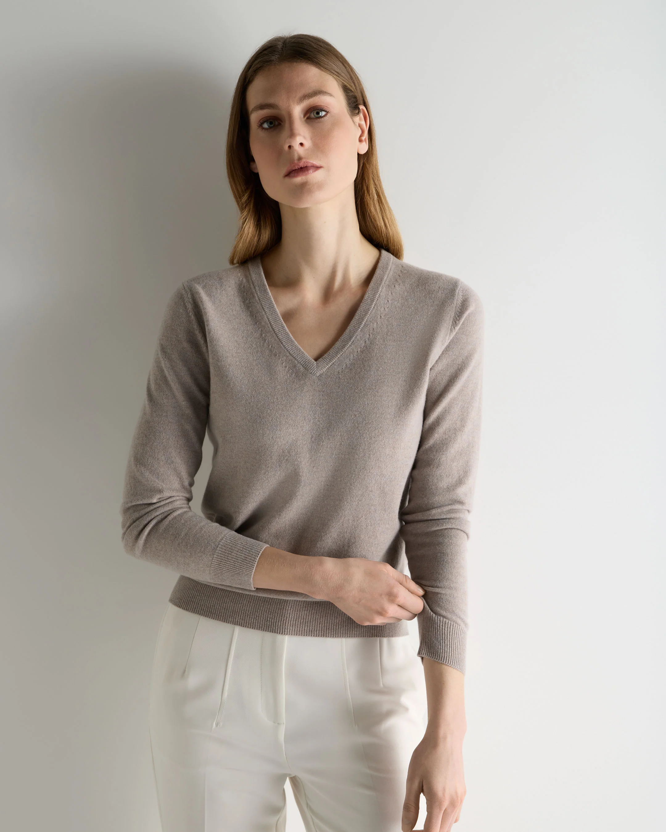 Women's Phoebe V Neck Cashmere Jumper Oat Grey