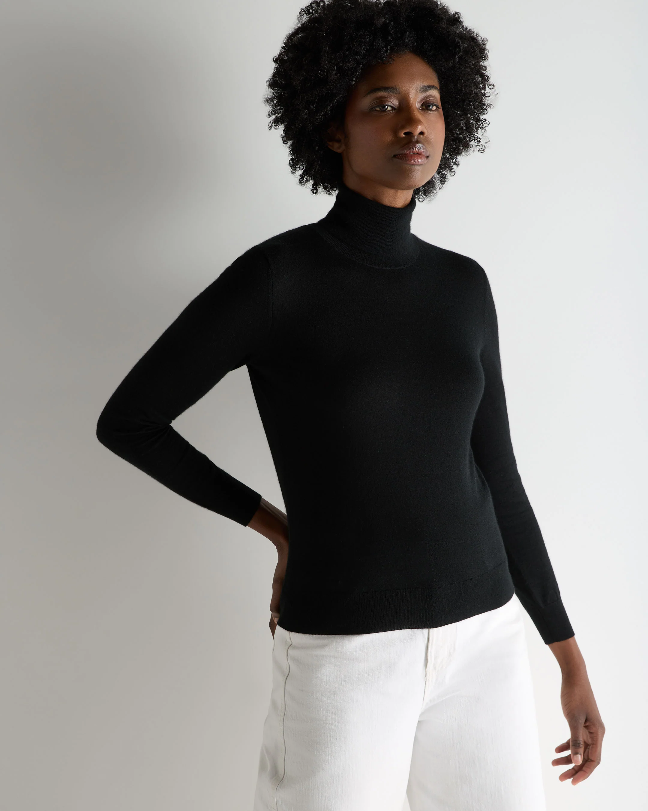 Women's Margot Superfine Cashmere Roll Neck Jumper Black